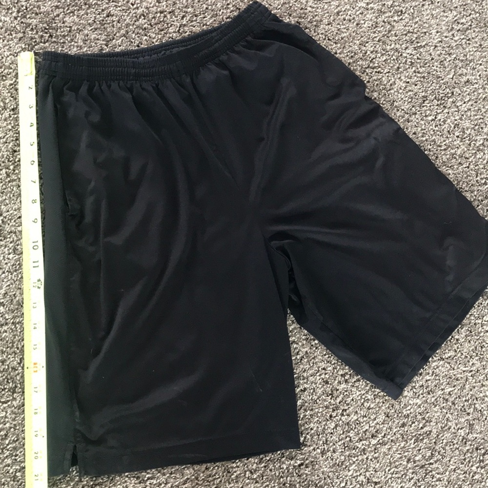 Men’s medium Nike Dri Fit athletic shorts